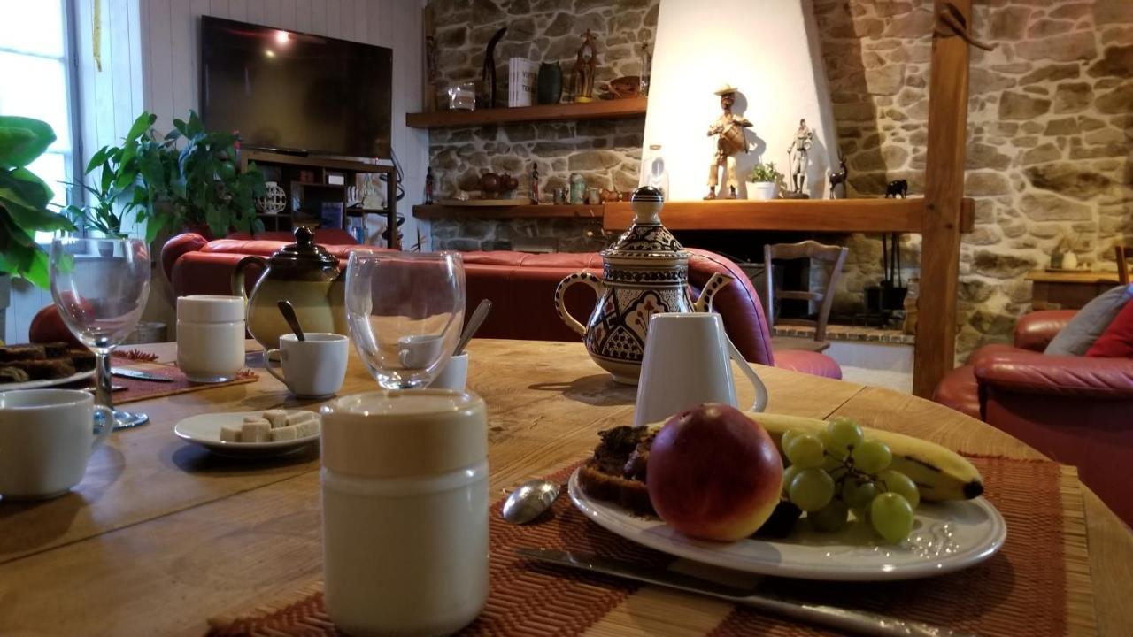 Chambres Et Gite Dans Un Lieu Calme Et Champetre Gourge Les Grippeaux Proche Parthenay Eksteriør billede